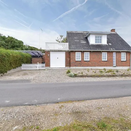 Σπίτι διακοπών Three-bedroom In Haarby *