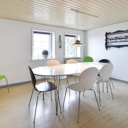 Σπίτι διακοπών Three-bedroom In Haarby