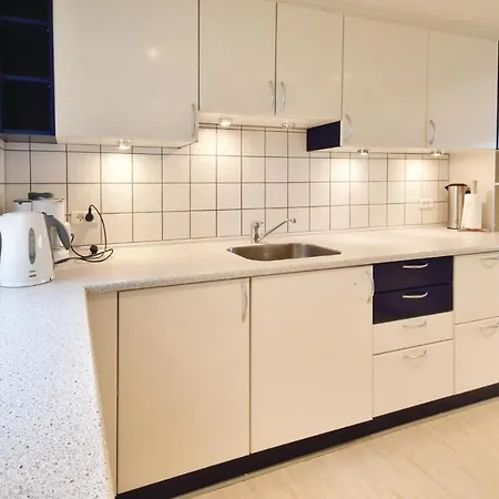 Vakantiehuis Three-bedroom In Haarby *