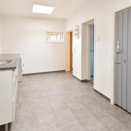 Three-bedroom In Haarby